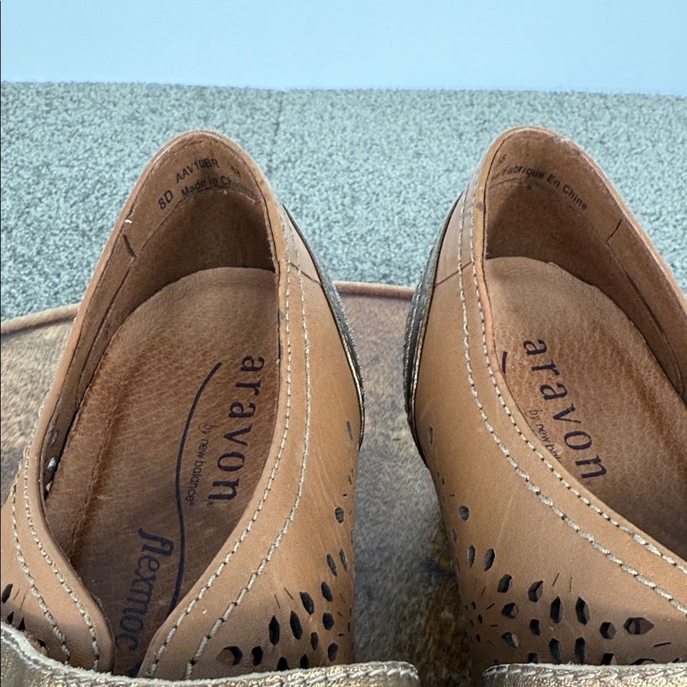 Aravon Shoes Wm 8D Brown Leather Mary Jane Kitten Heel Loafers New Balance - Picture 4 of 15
